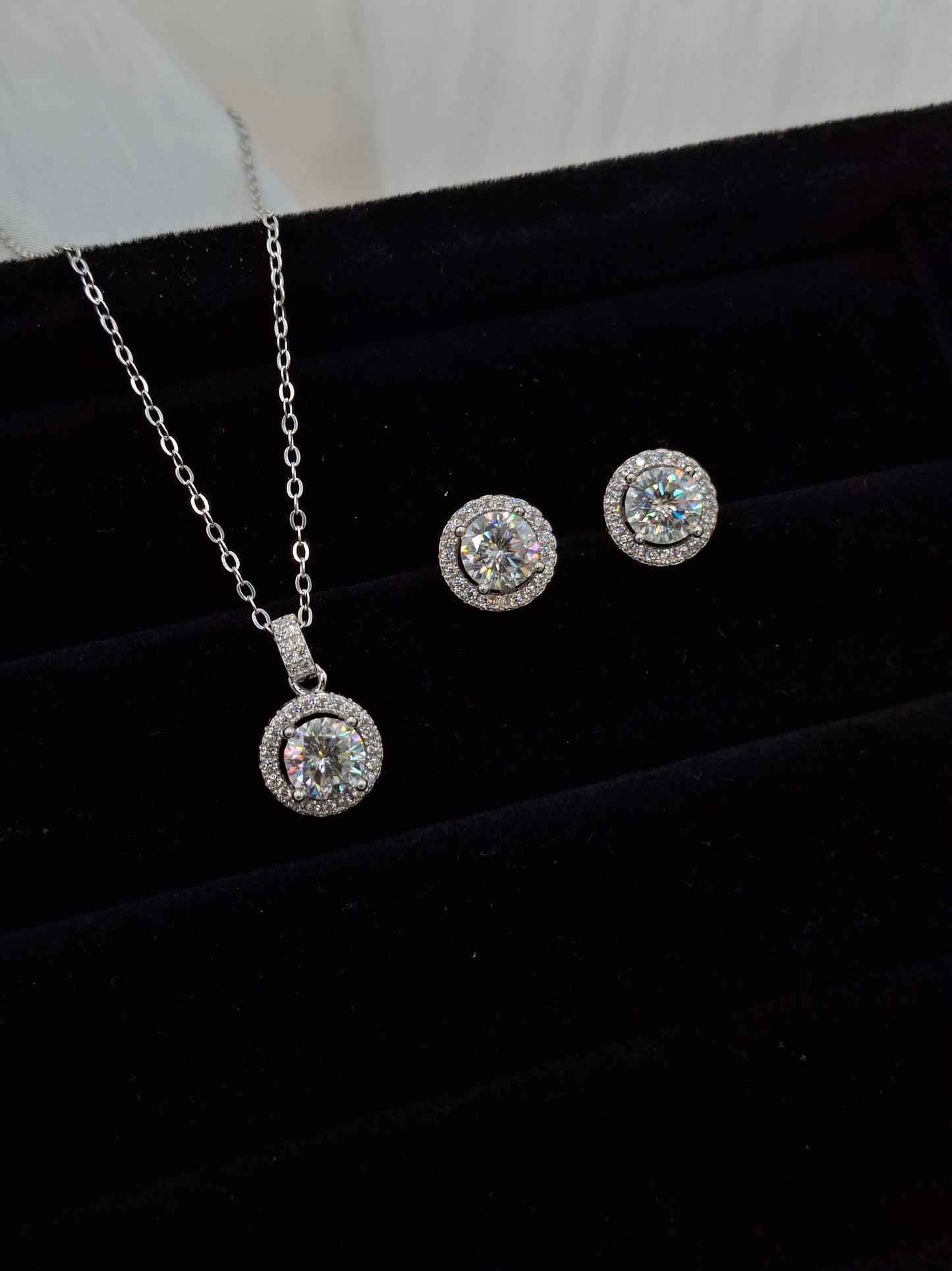 Ivy Moissanite Set