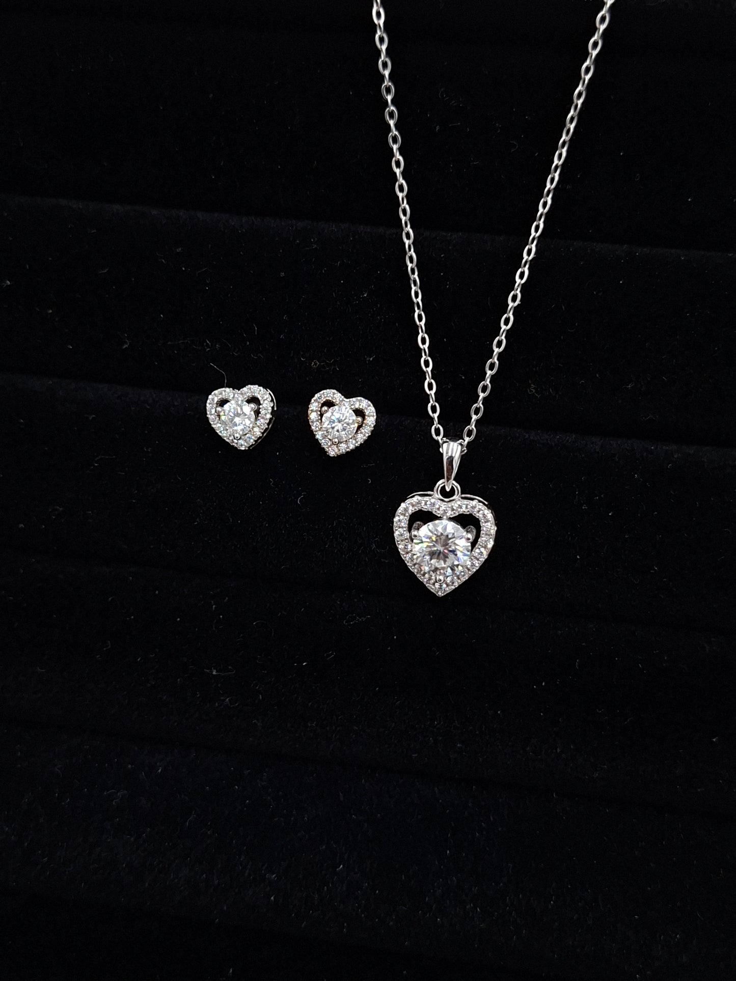 Aurora Moissanite Set