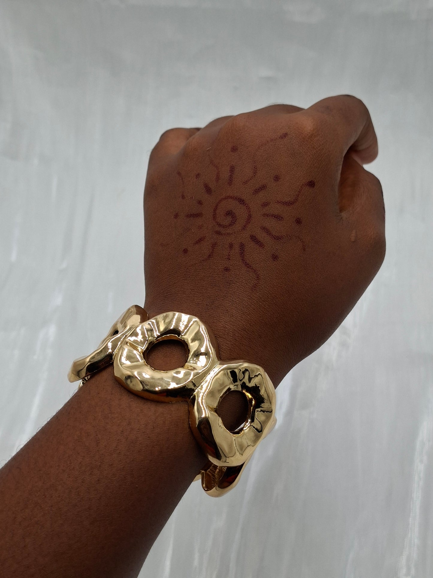 Circle Link Bangle