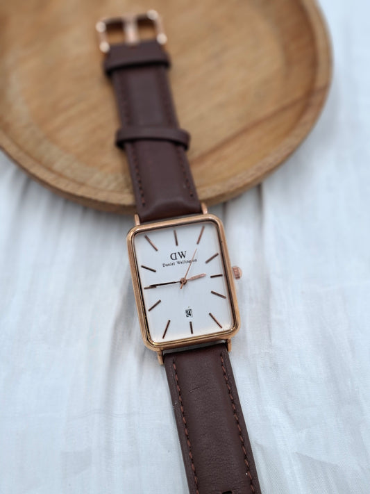 Box Head Leather Wristwatch