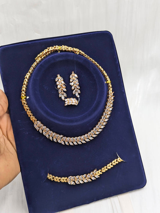 Royalty Necklace Set