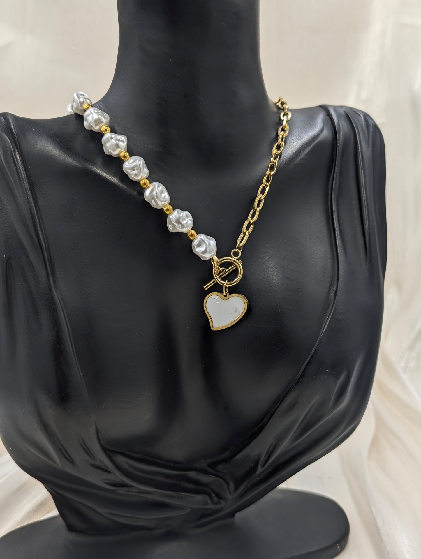 Chunky Pearl Necklace