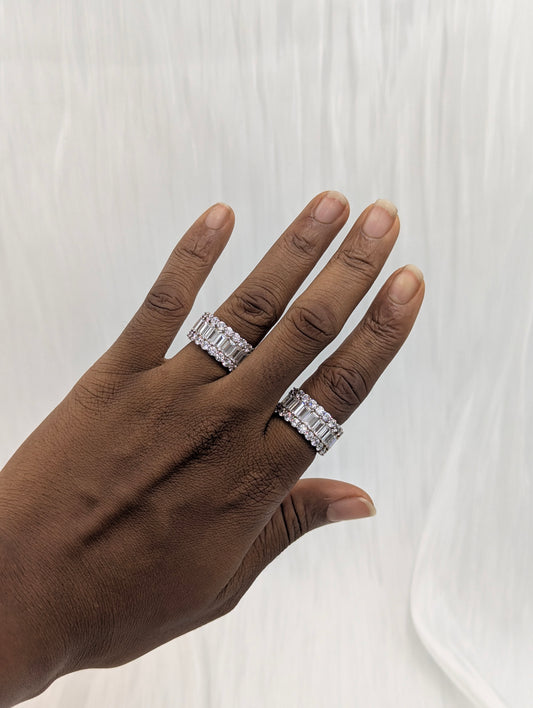 Celebrity Ring (size 7-8)