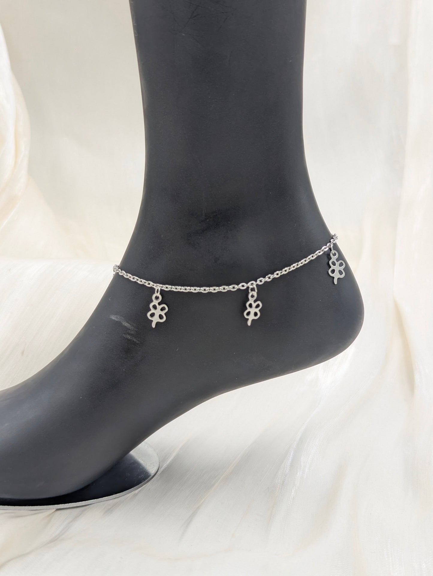 Flower Charm Anklet