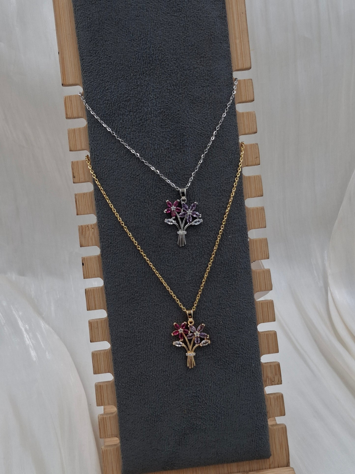 Bouquet Necklace