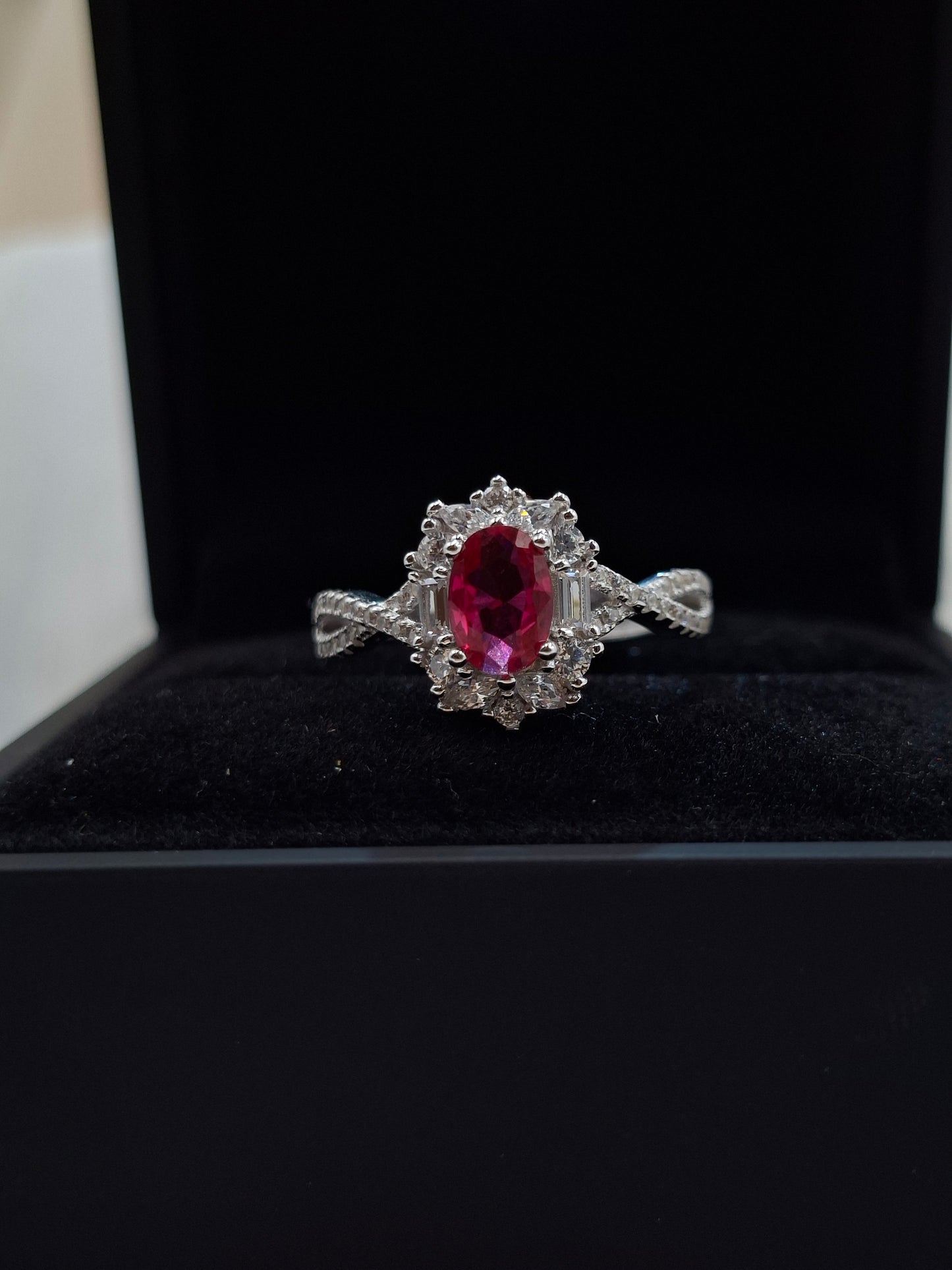 Scarlet Radiance Ring