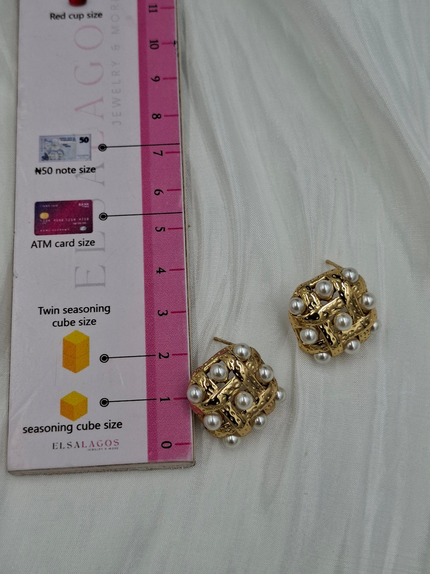 Box Pearl Earrings