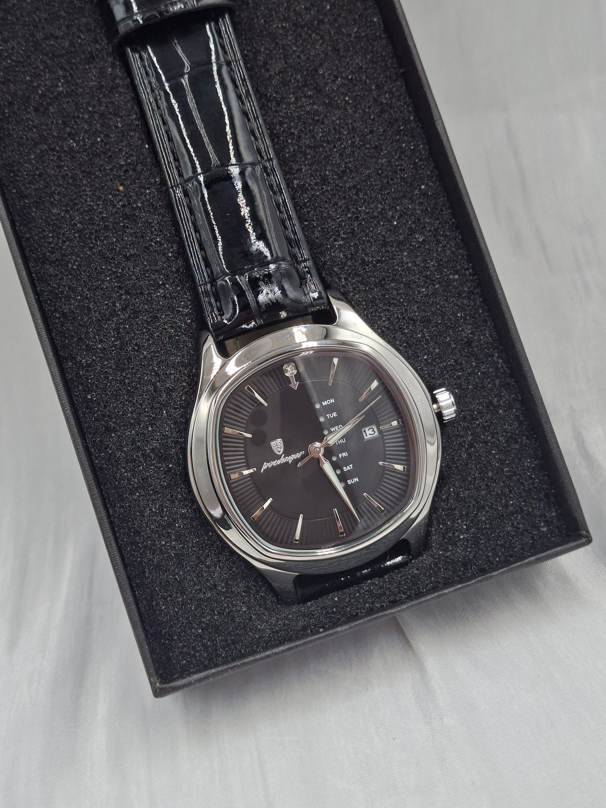 02 Black Poedagar Wristwatch