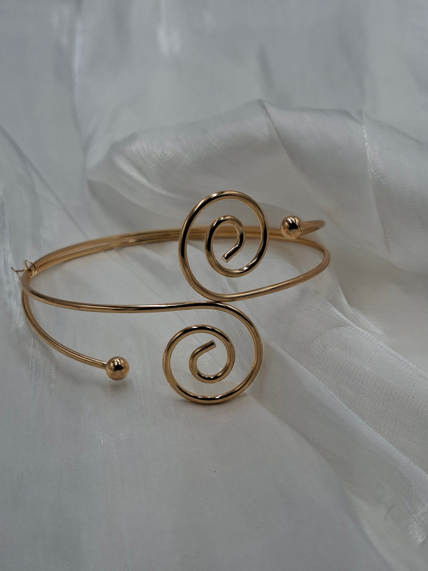 Swirl Arm cuff