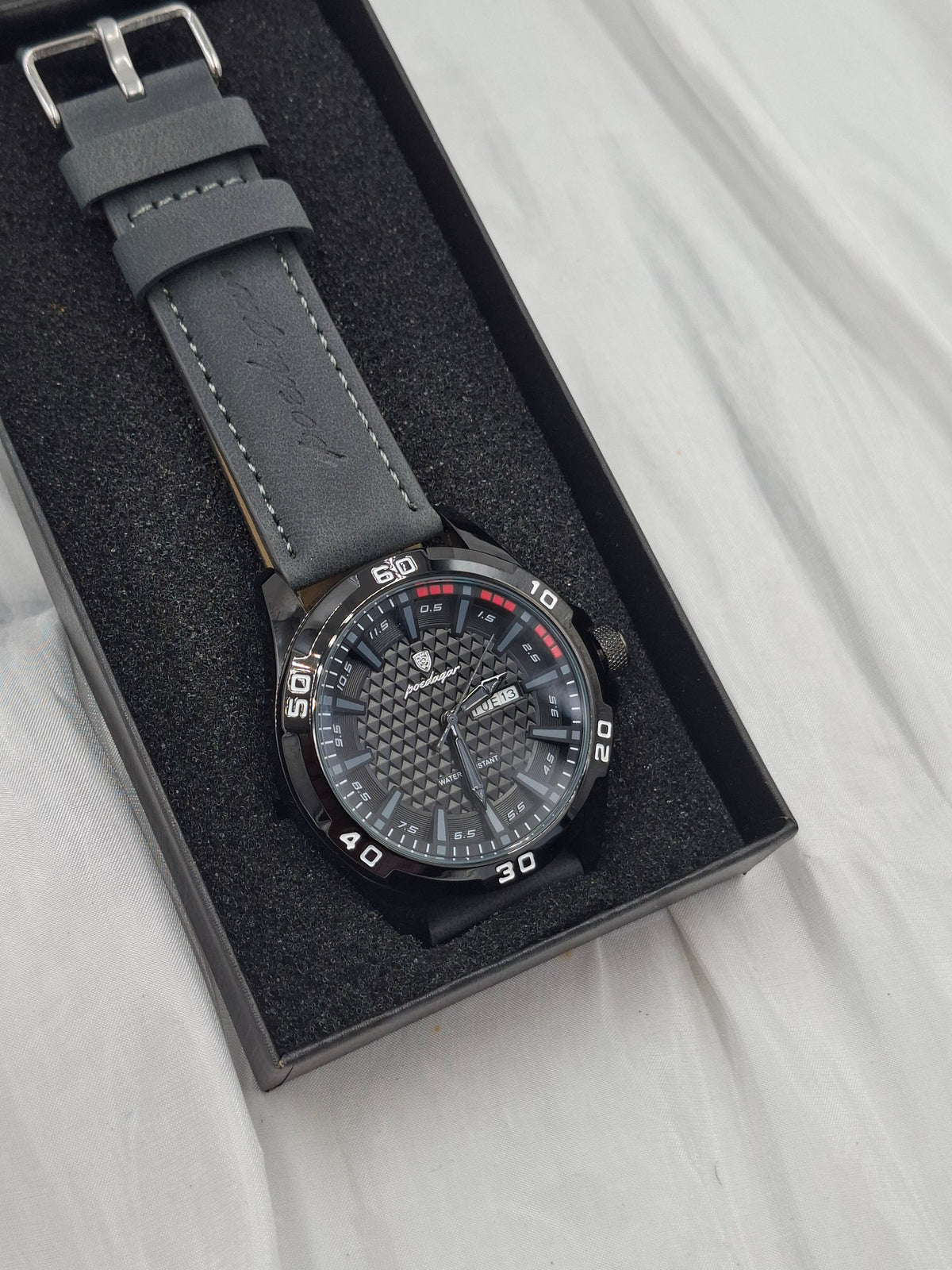 Grey Poedagar Wristwatch