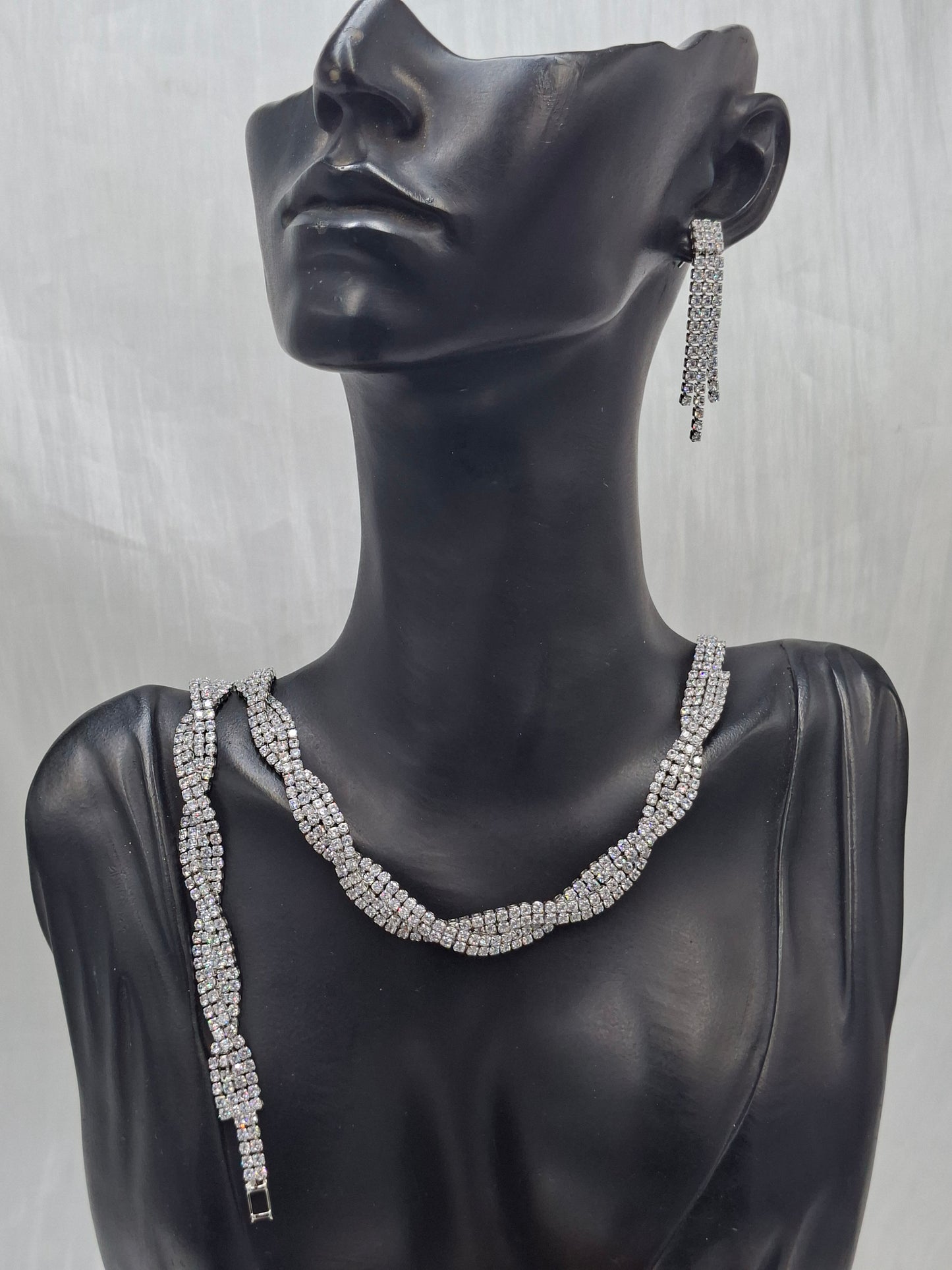 Twist CZ Necklace Set