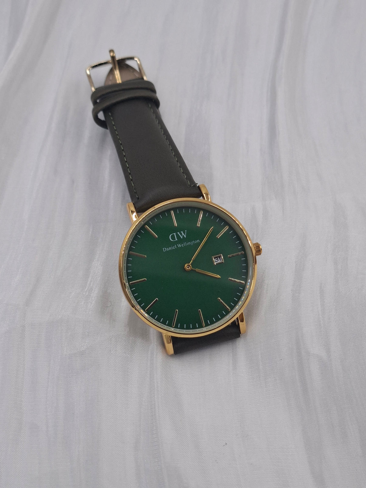 DW Green Leather Wristwatch