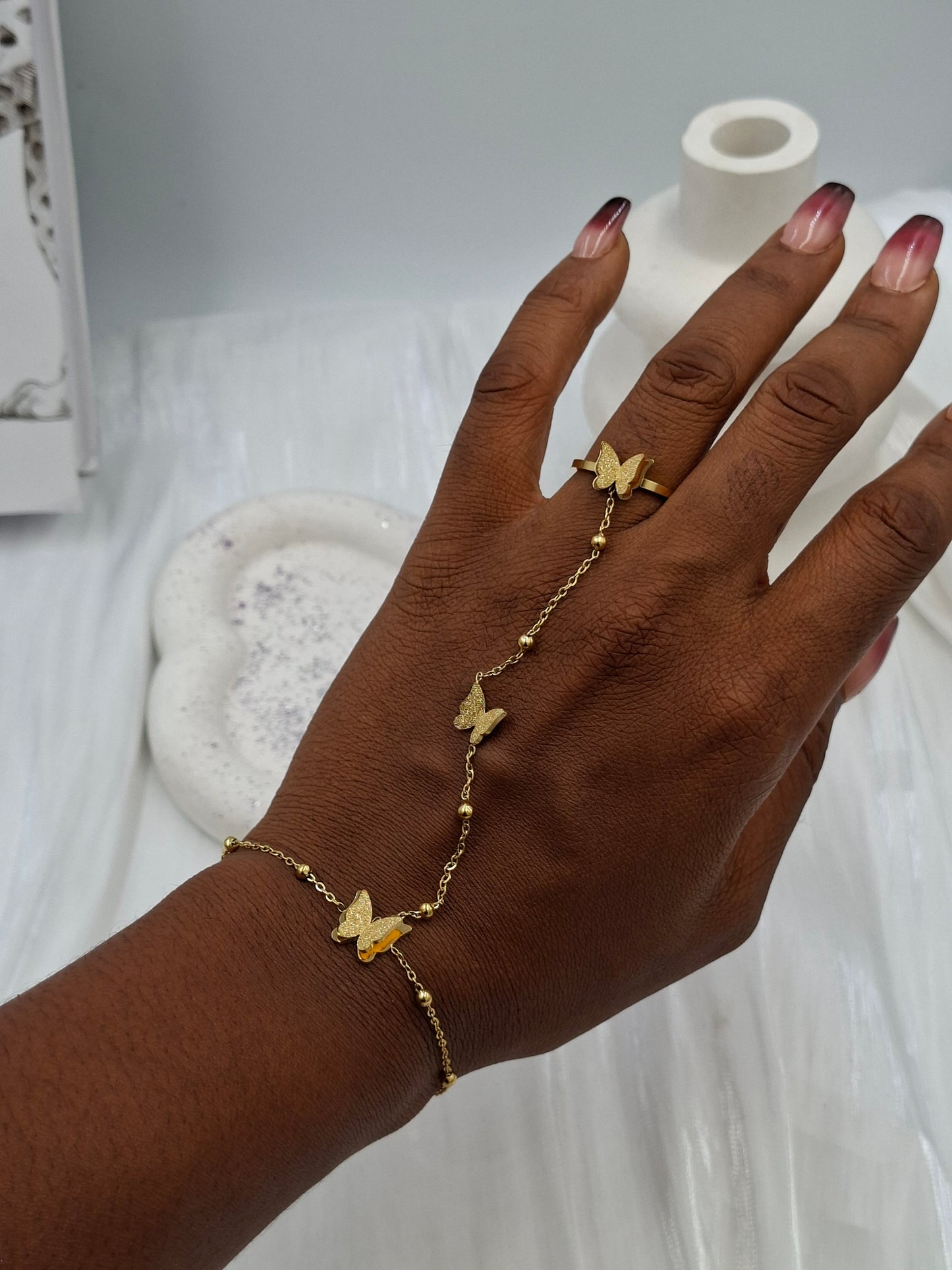 Butterfly Hand Harness