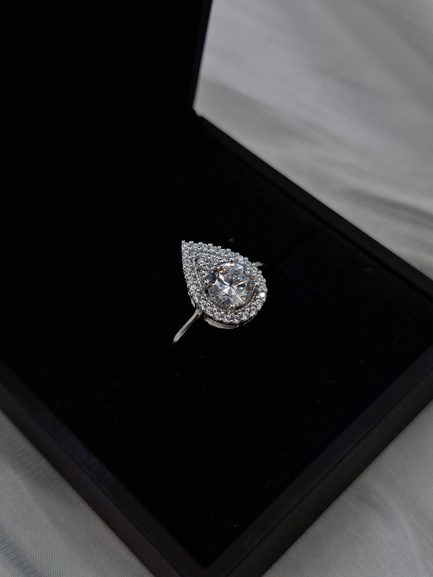 Bev Moissanite Ring