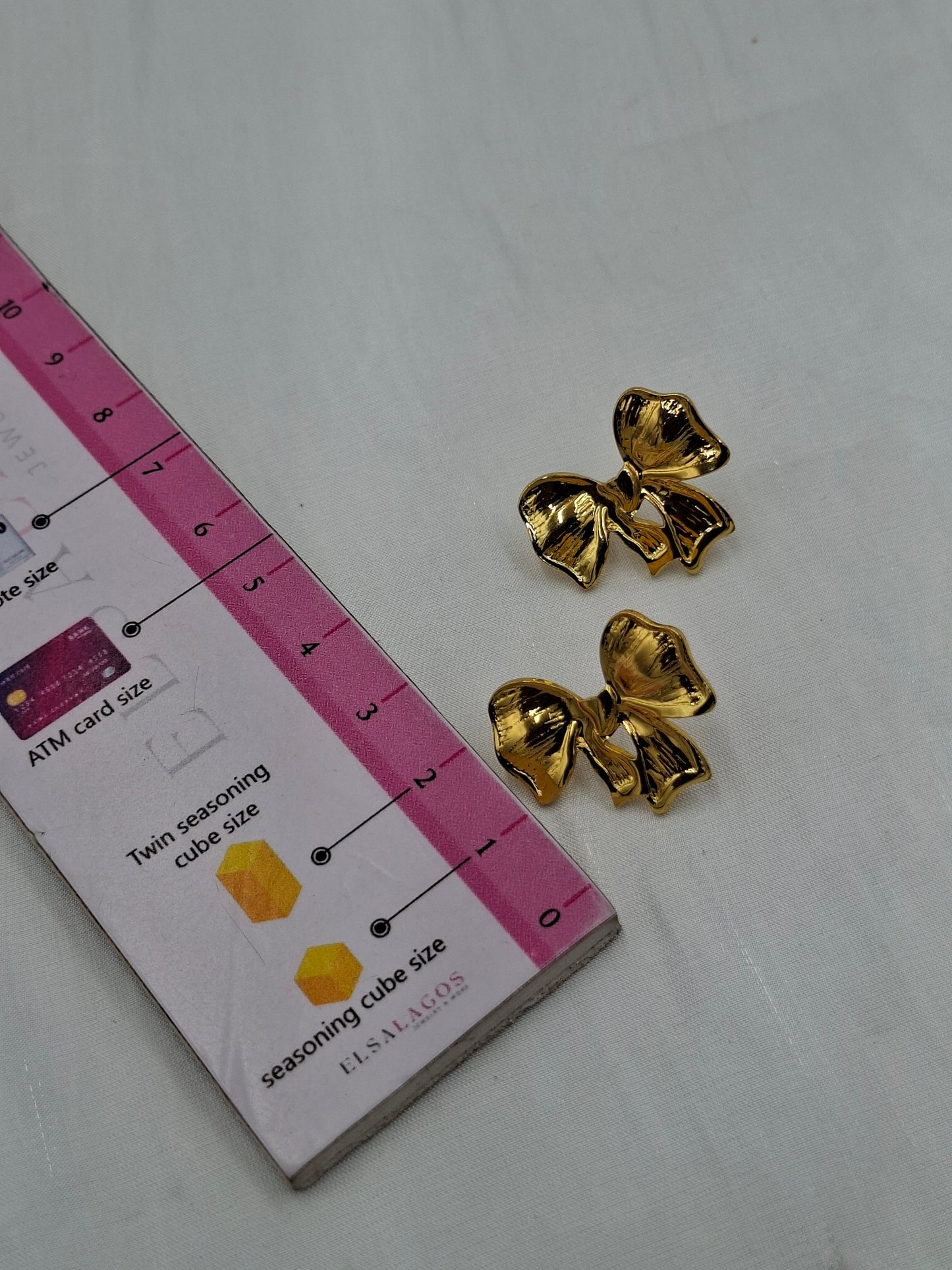 Vintage Gold Bow Earrings