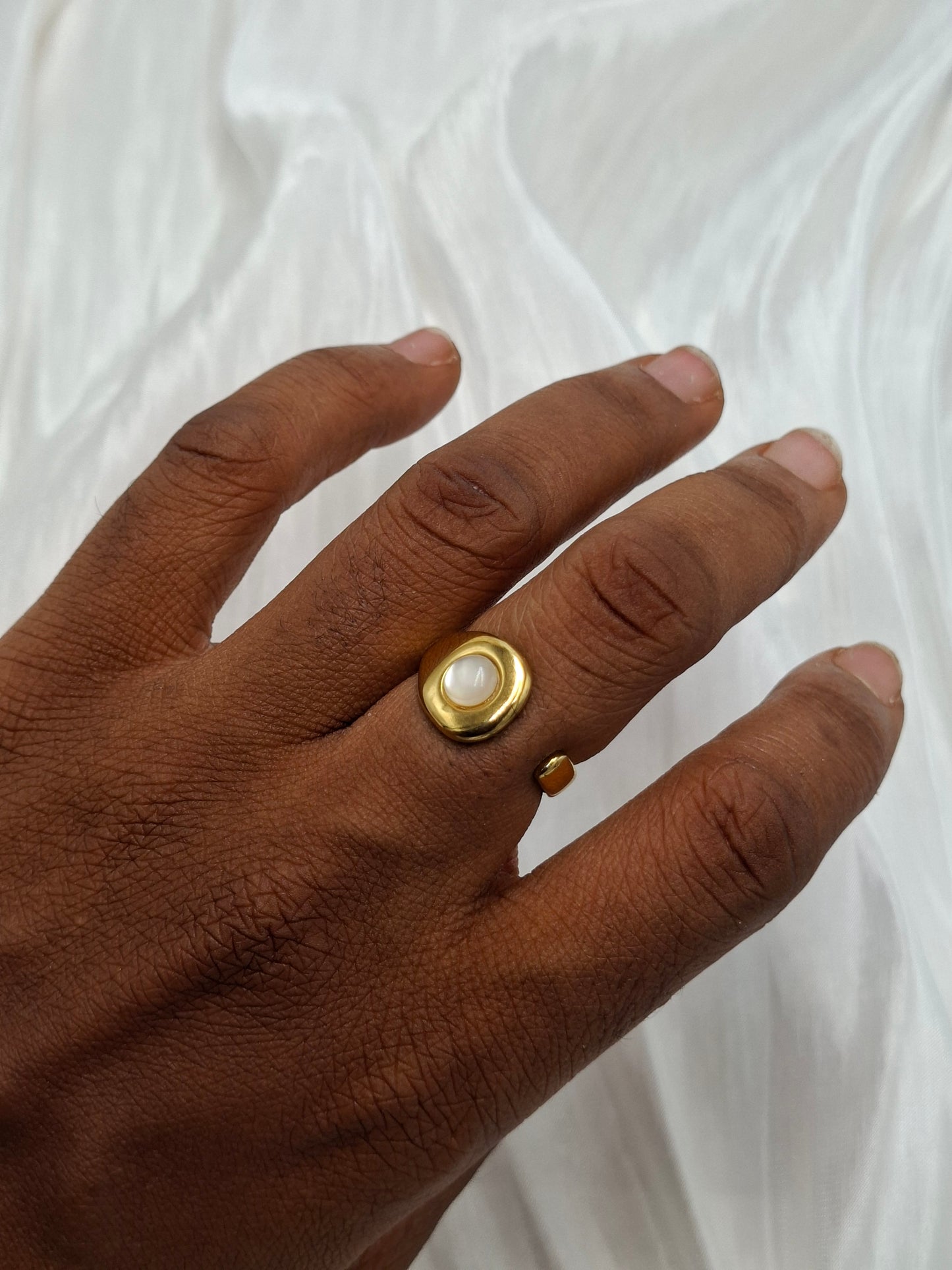 Pearl Dot Ring (size 7)