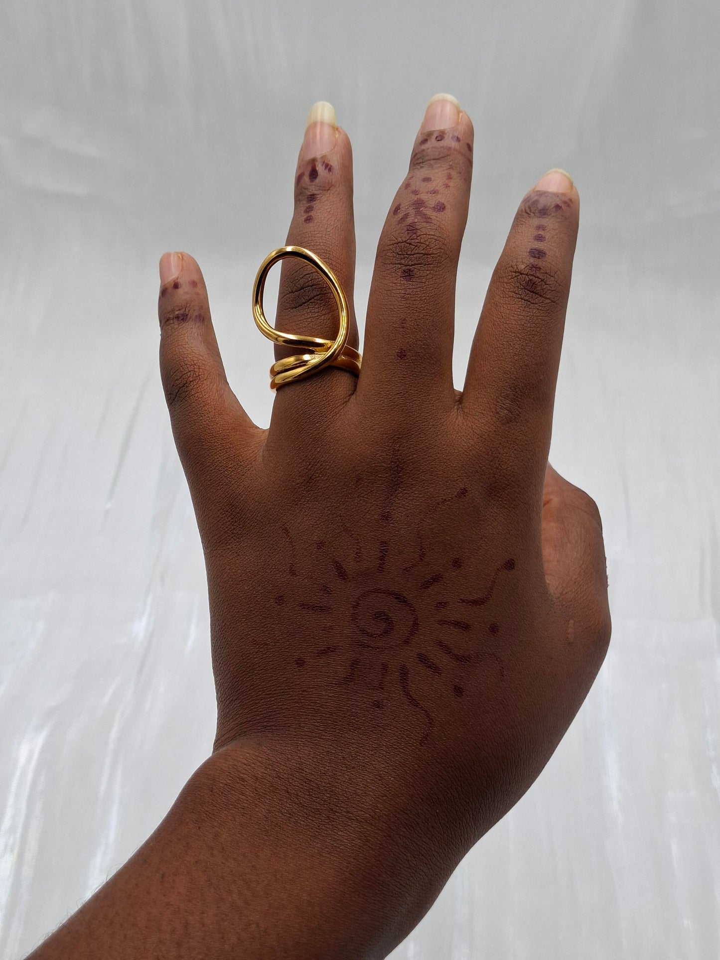 Gold Stylish Ring (size 8)