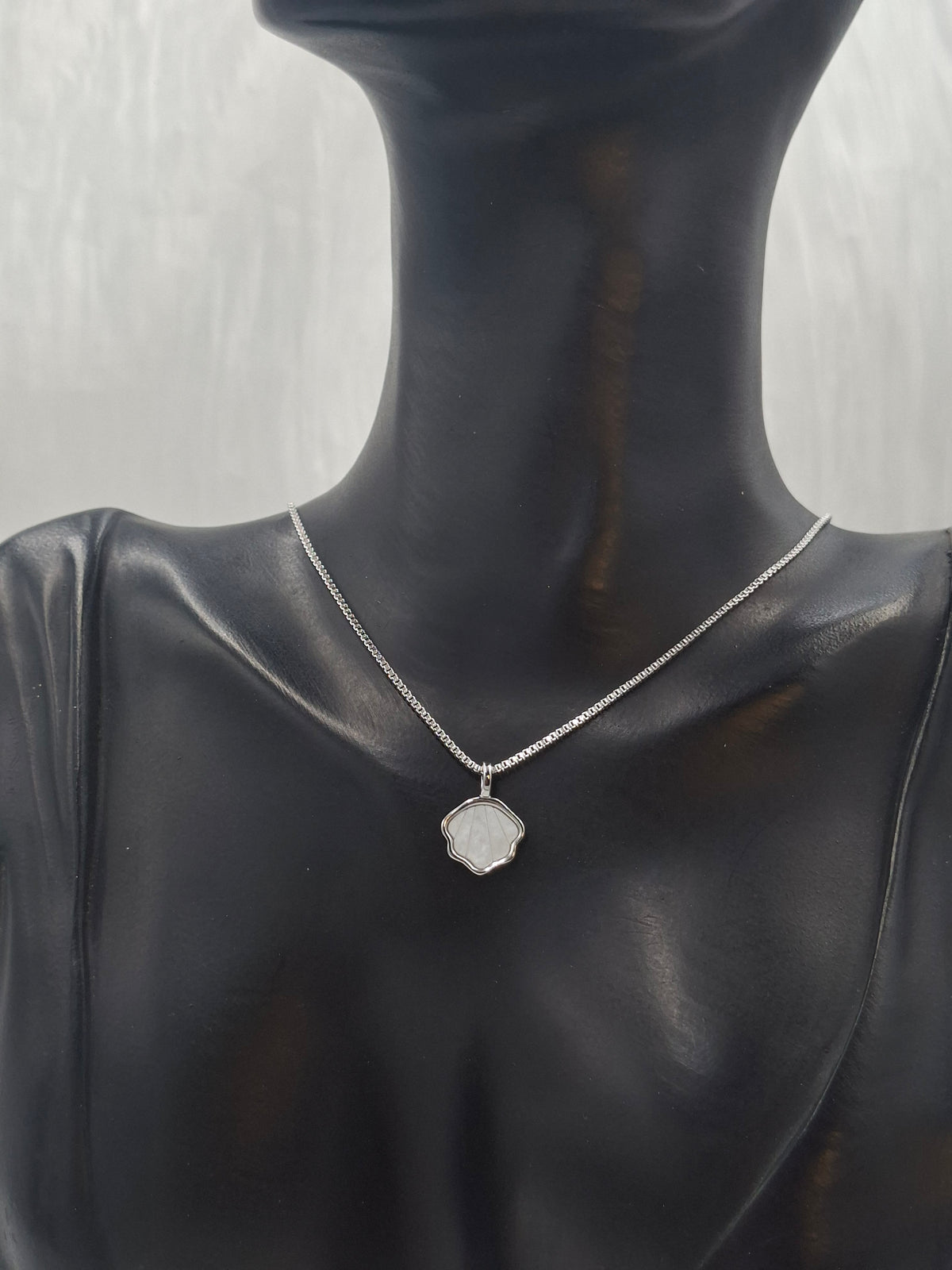 Scallop Necklace