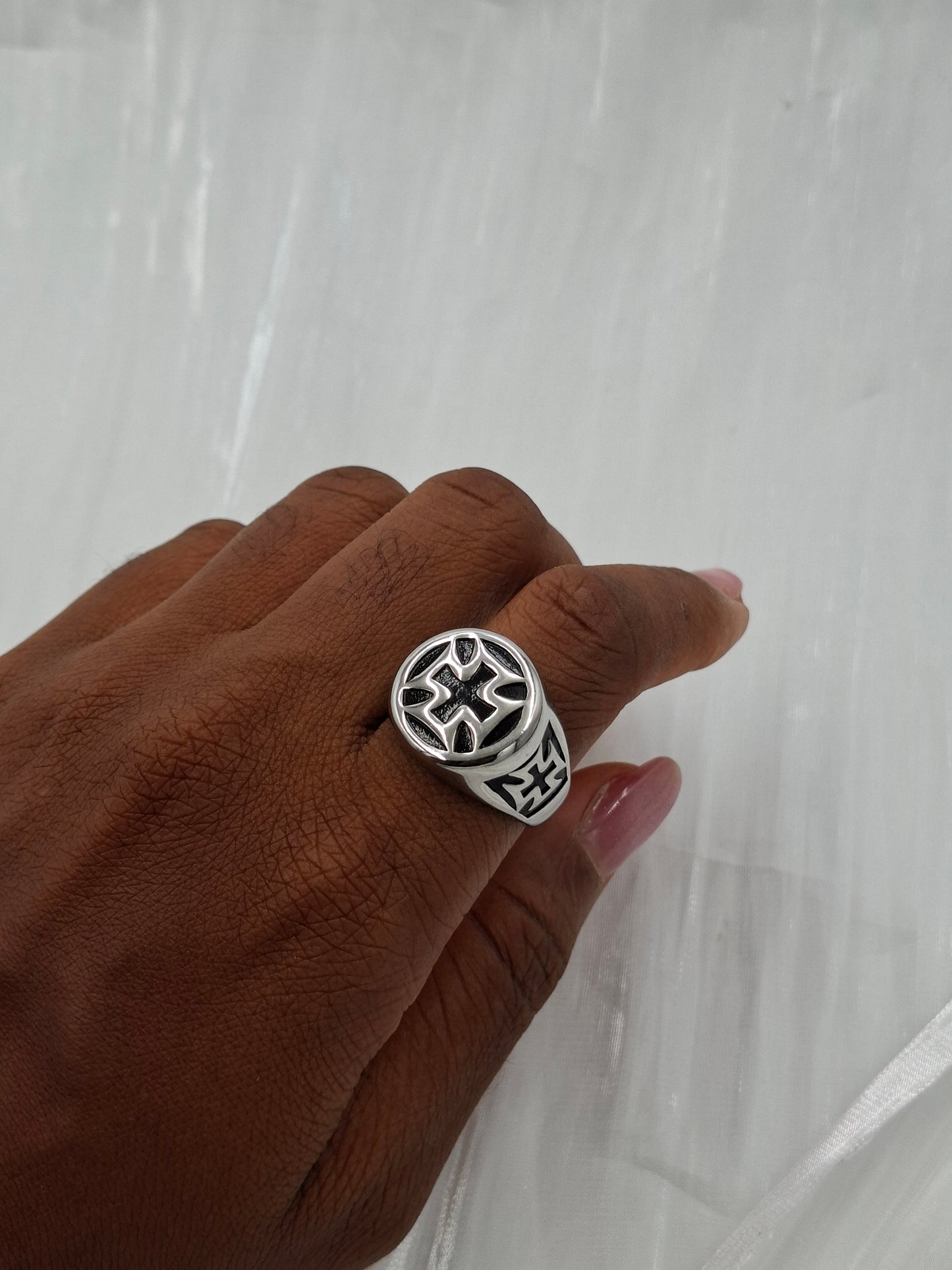 Silver and Black Cross Ring (size 10)