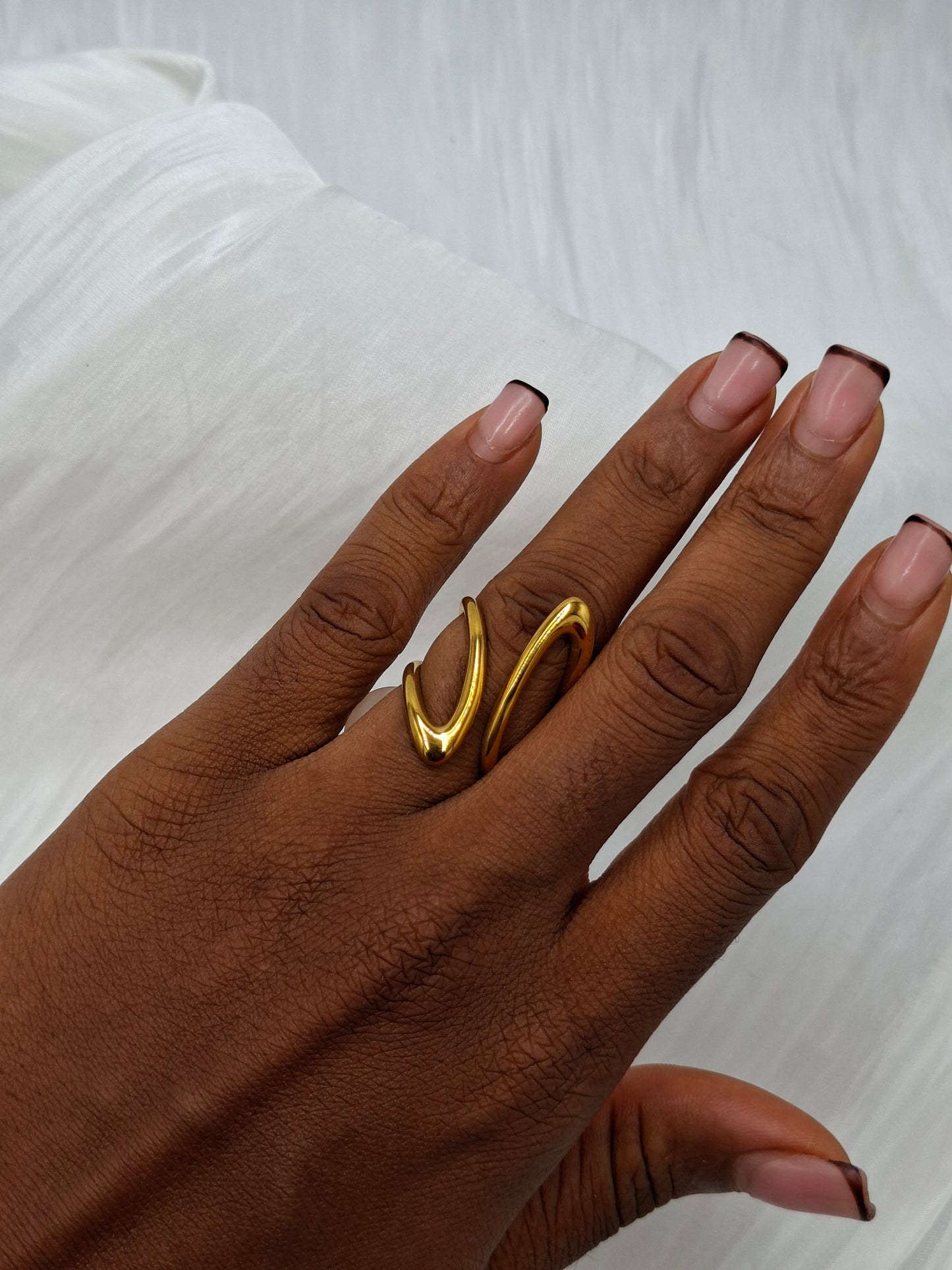 Gold Geometric Ring (size 7)