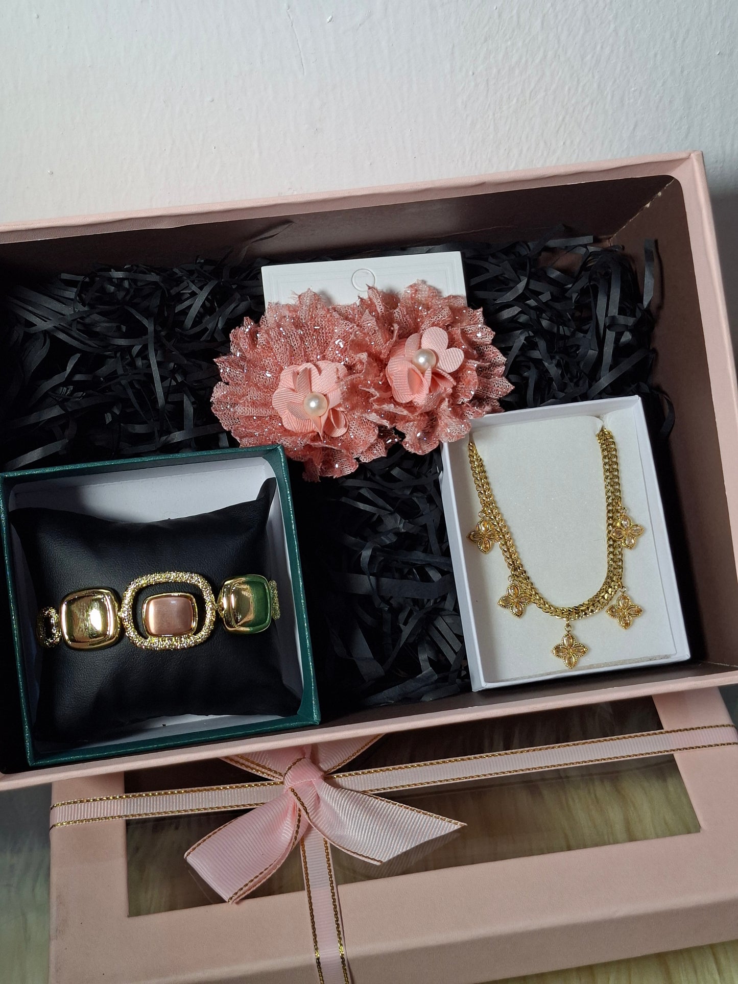 Gold Blush Gift Set