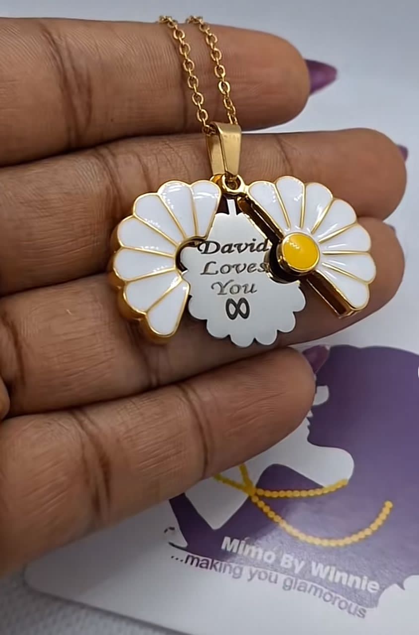 Customizable Flower Necklace