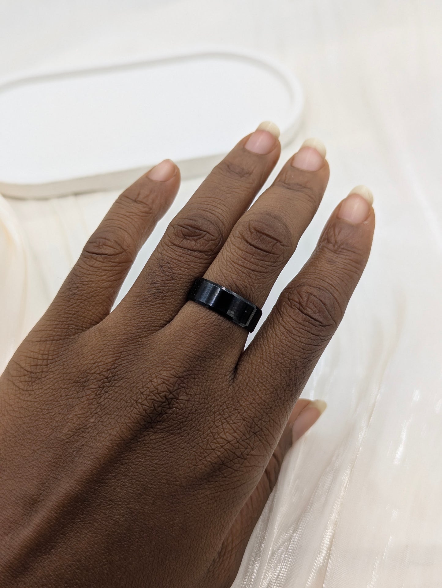 Black Ring (size 7-11)