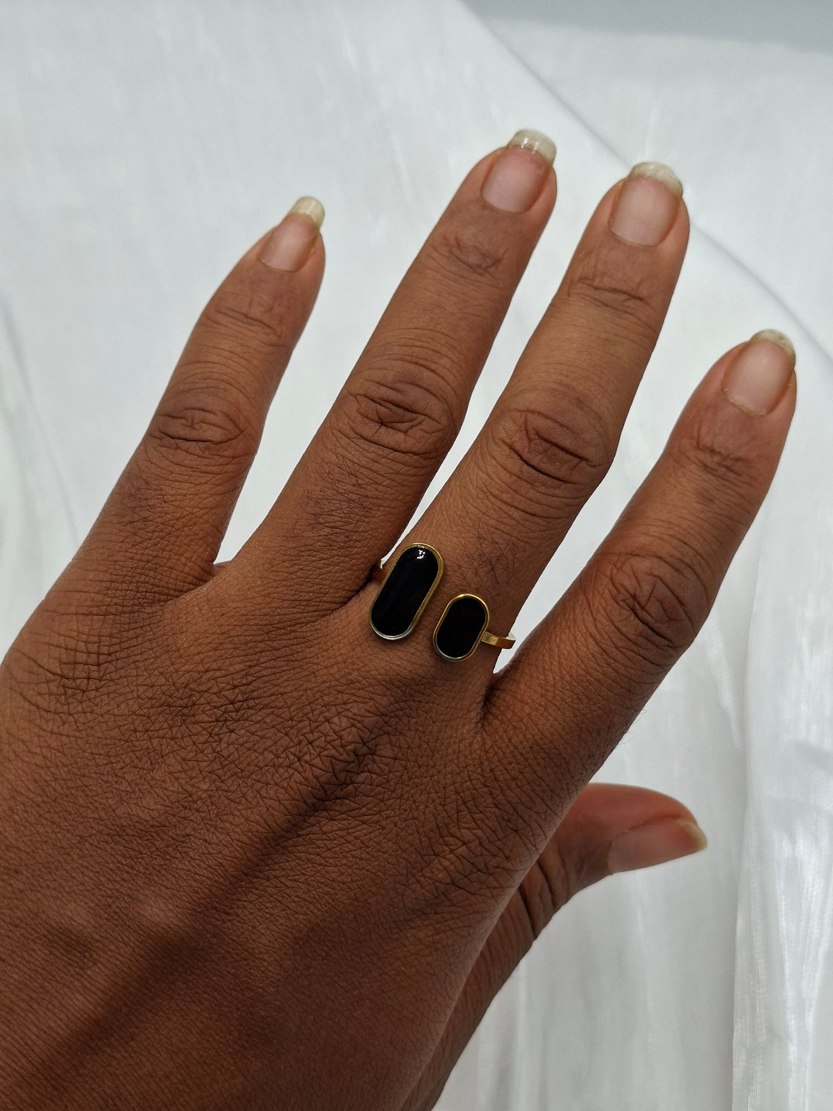 Move Ring (size 9-10)