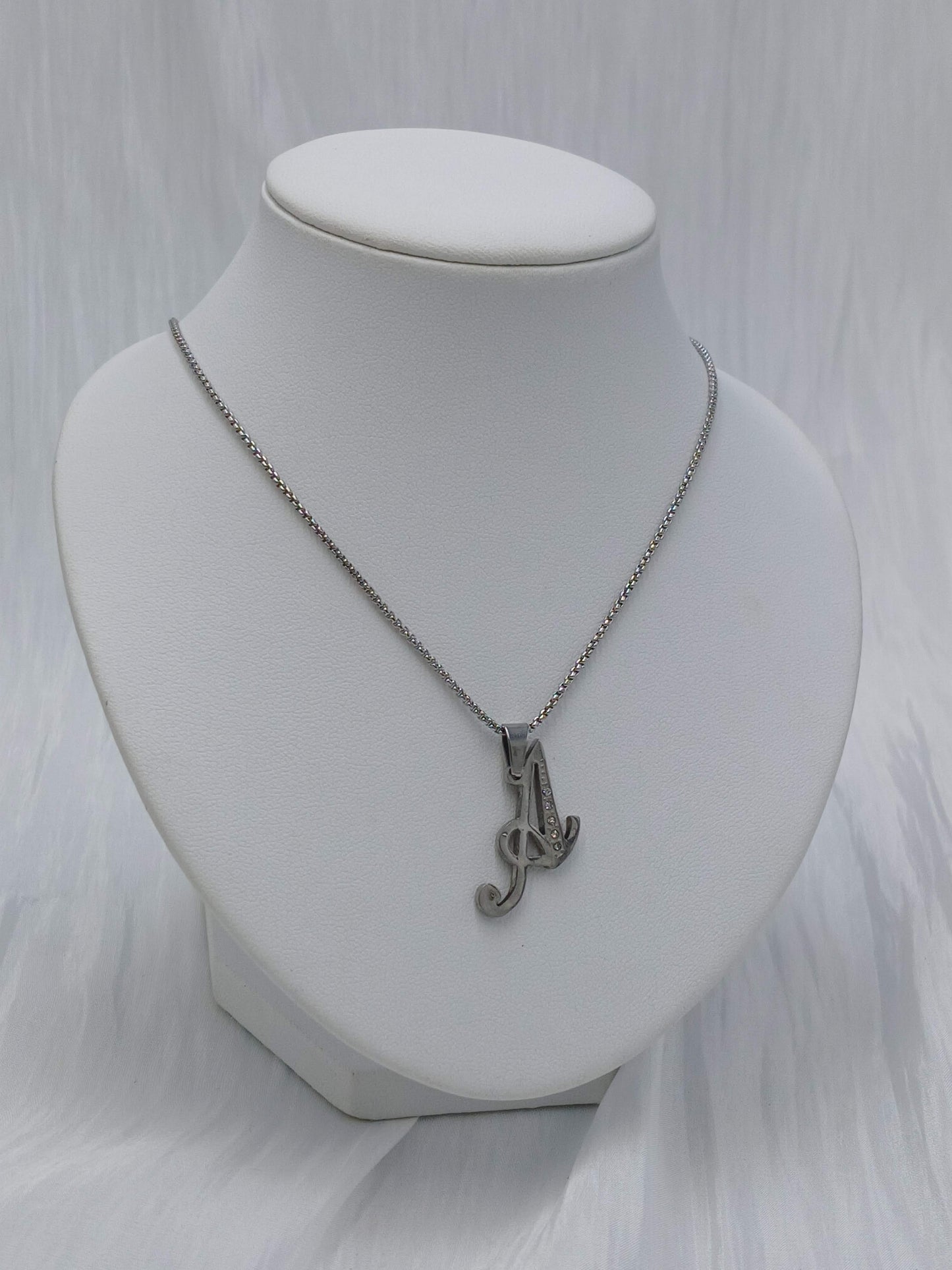 Initial necklace
