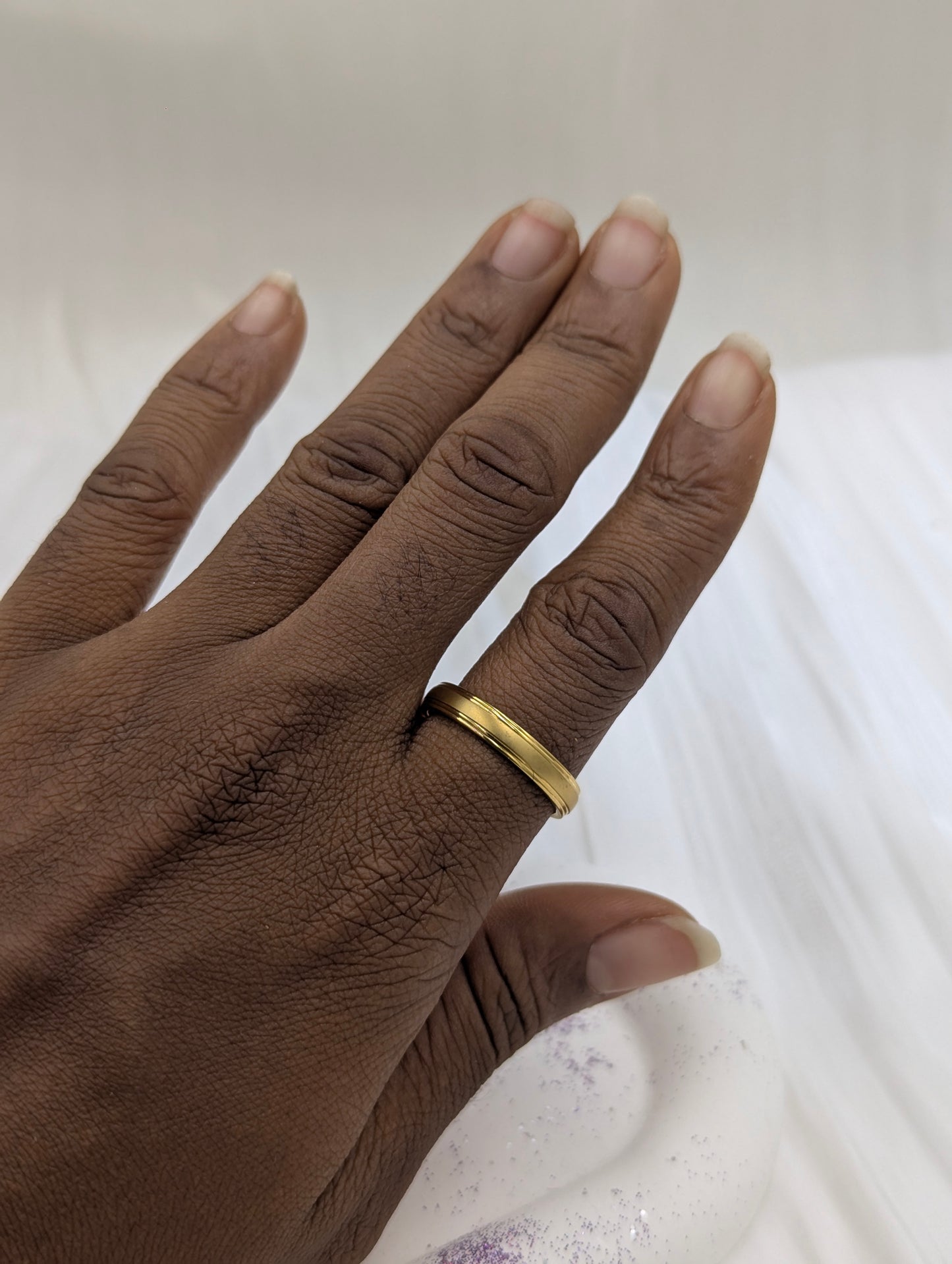 Slim Band Ring (size 11)