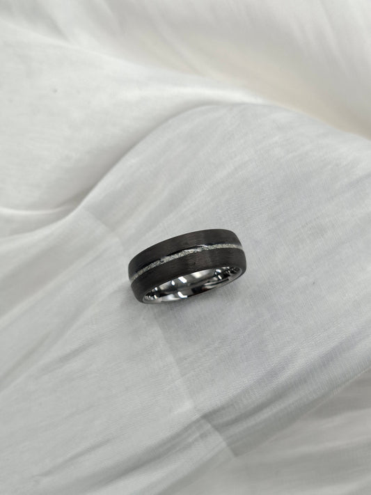 Regal Band (size 8 - 12)