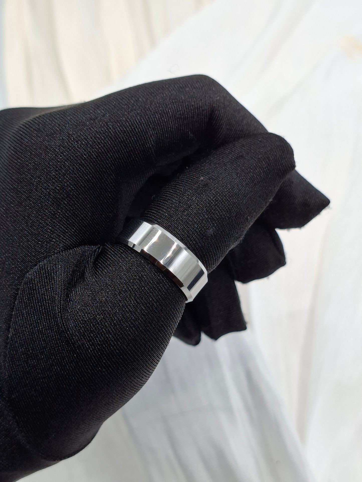 Titan Band (size 10, 13)