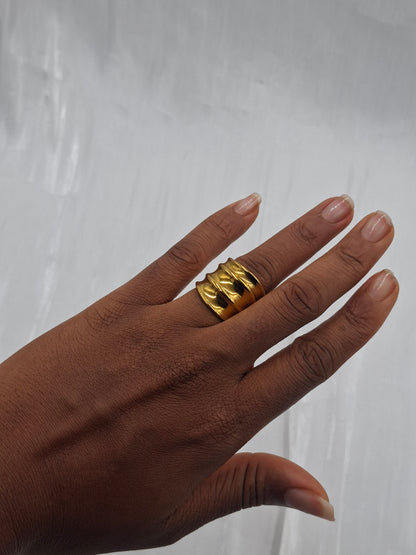 Texture Wave Ring (size 7)
