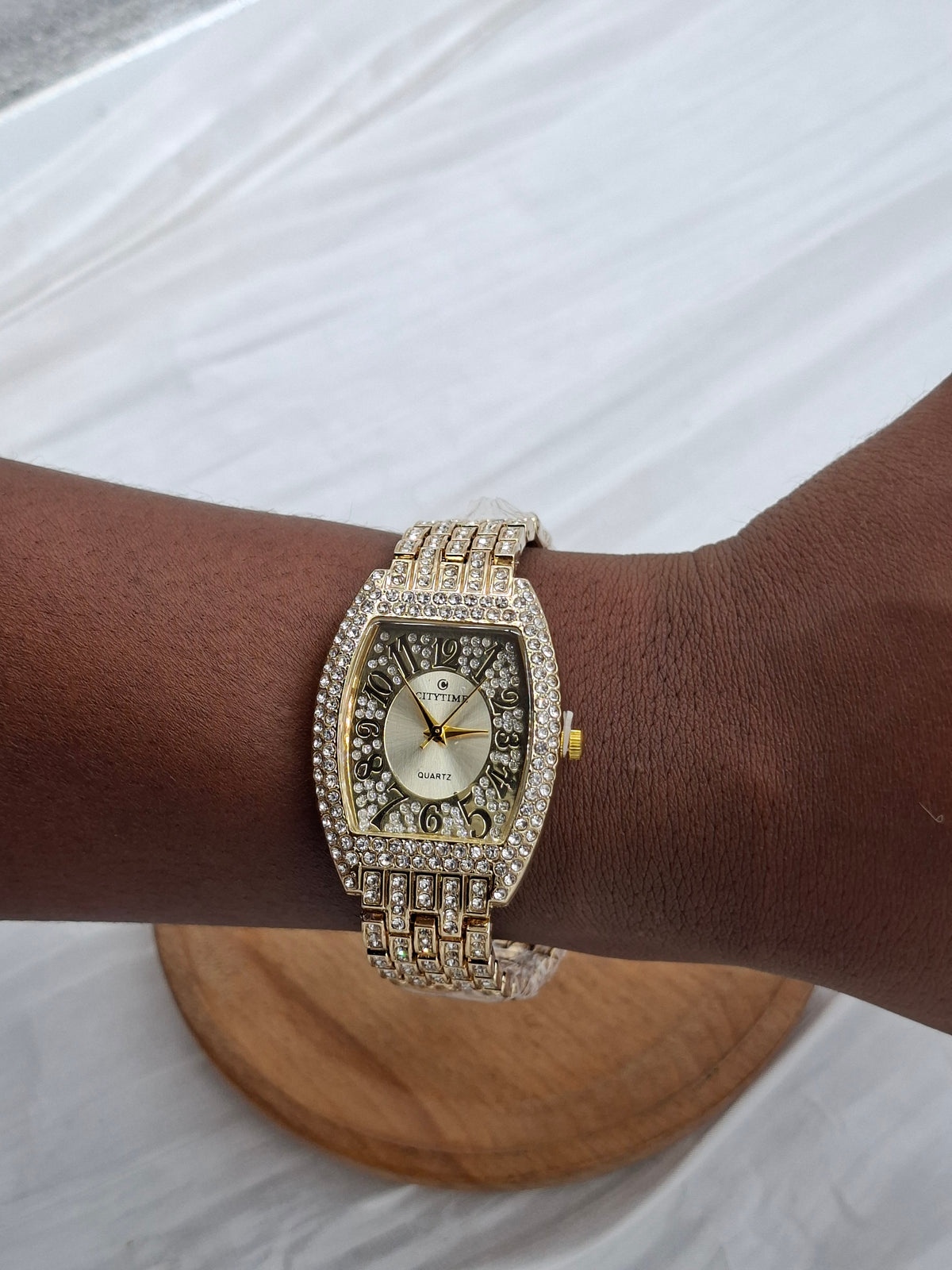 Gold Sparkle Wristwatch