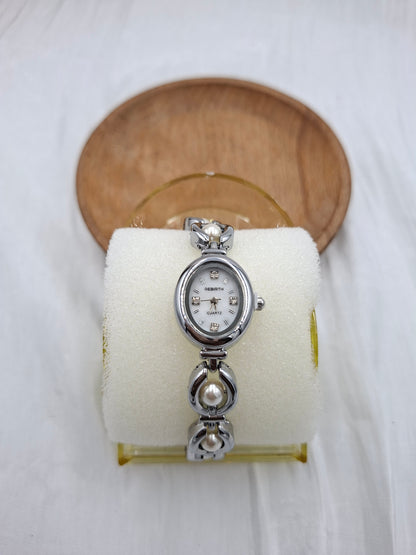 Rebirth Pearl Wristwatch