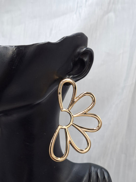 Demi Petal Earrings