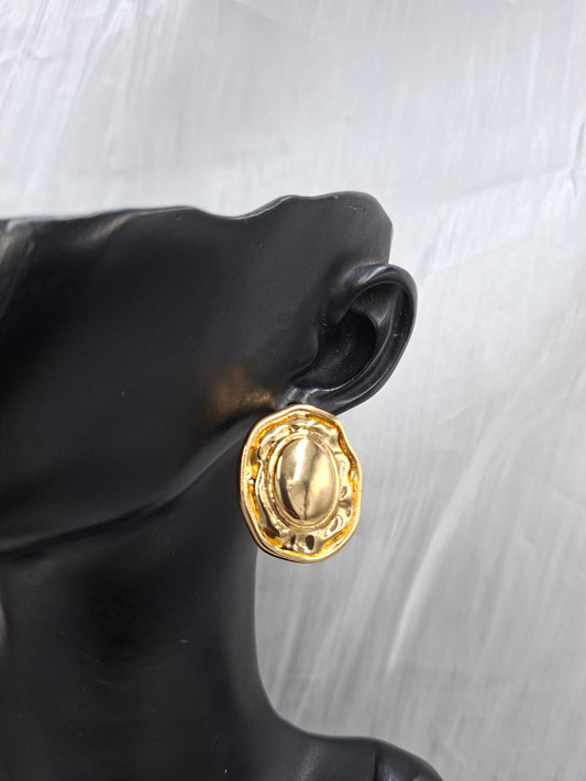 Rippled Oval Earrings