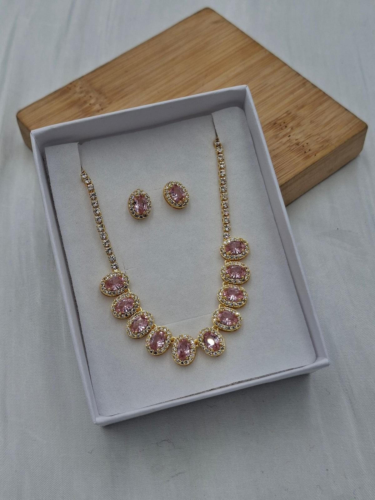 Rose Necklace Set