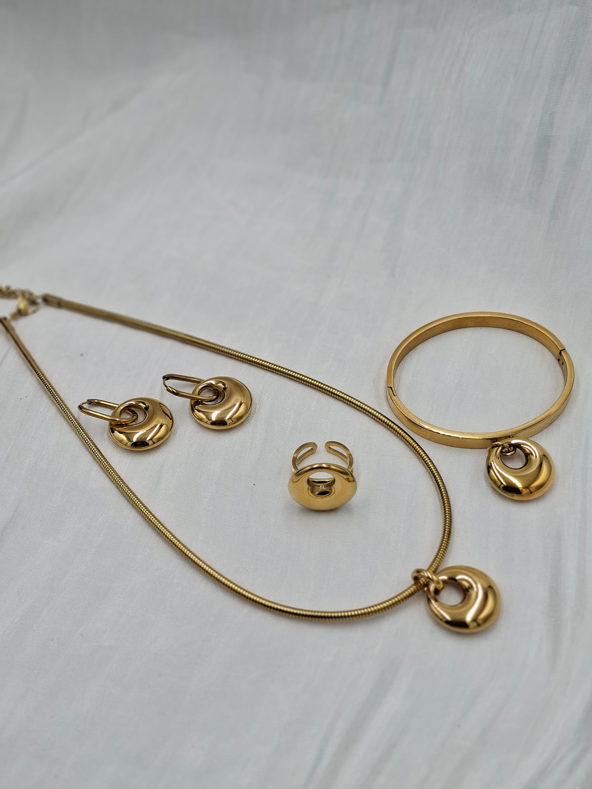 Domed Necklace Set