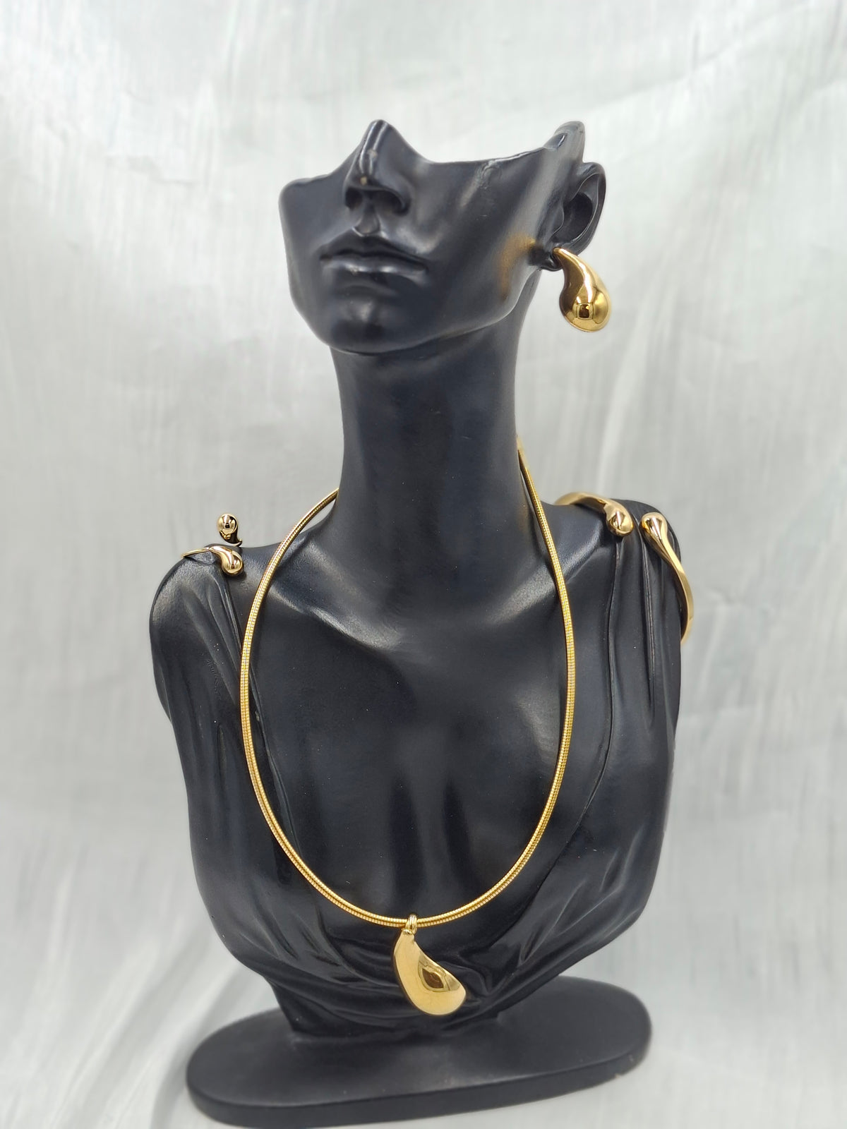 Drop Cord Necklace Set