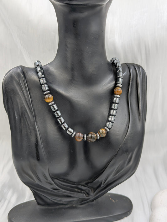 Shop Alexis Beaded Necklace for Women at ElsaLagos in Nigeria