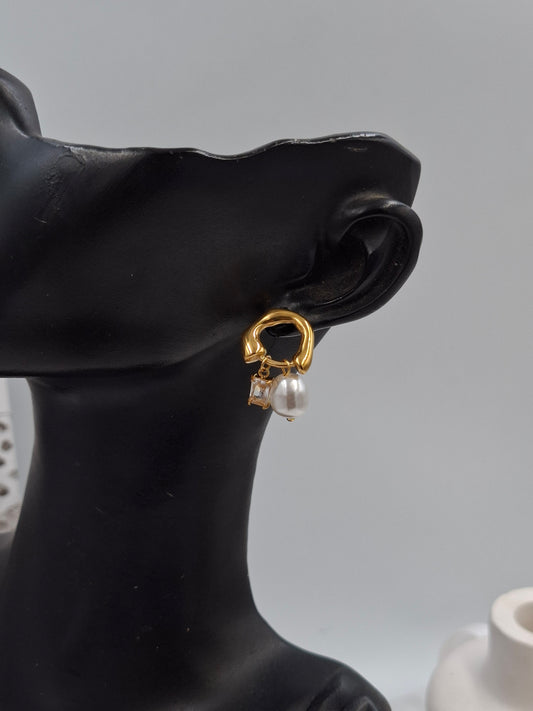 Shop Baroque Pearl Earring for Women at ElsaLagos in Nigeria