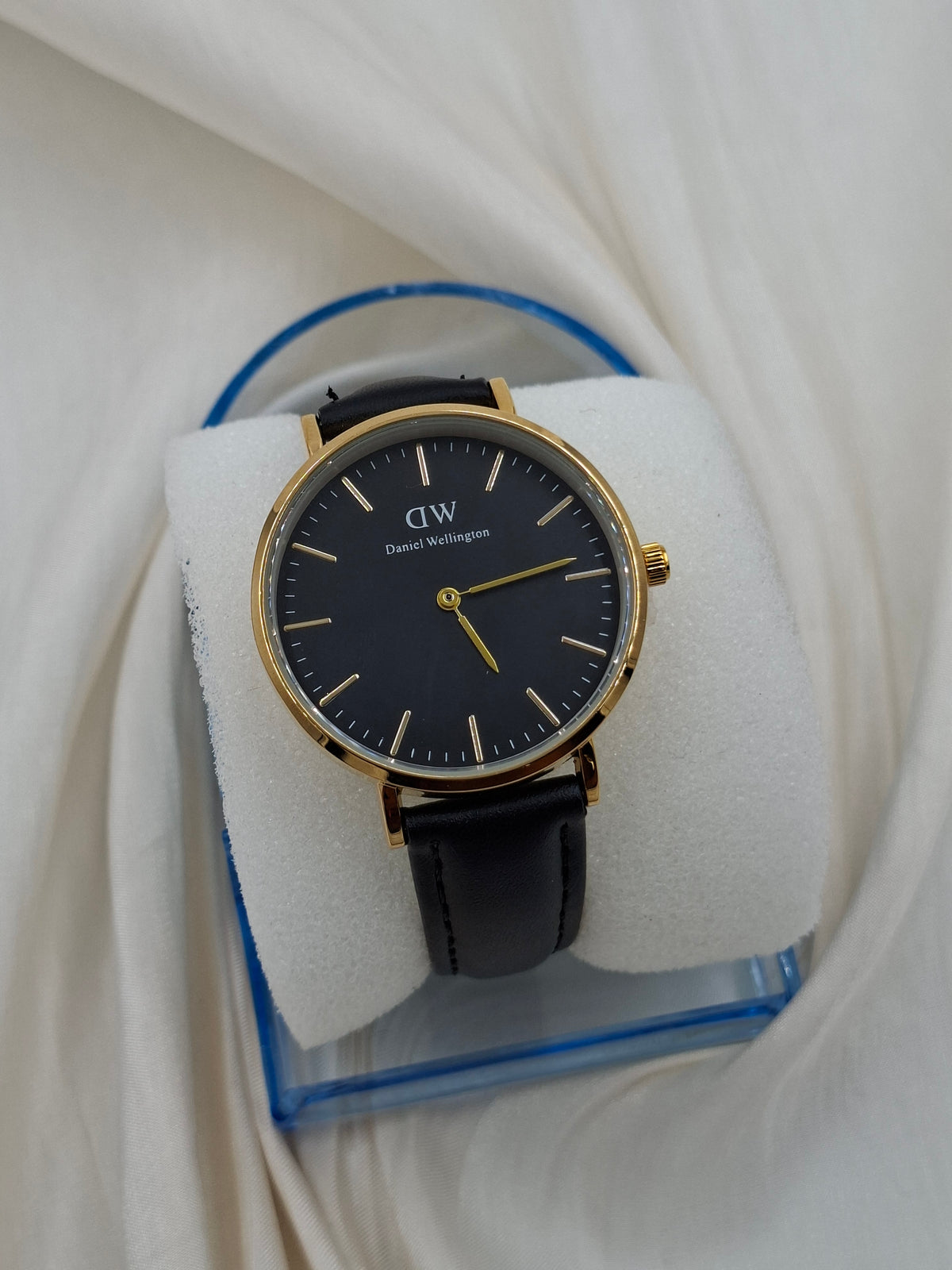 Buy Black Leather Wristwatch for Unisex at ElsaLagos
