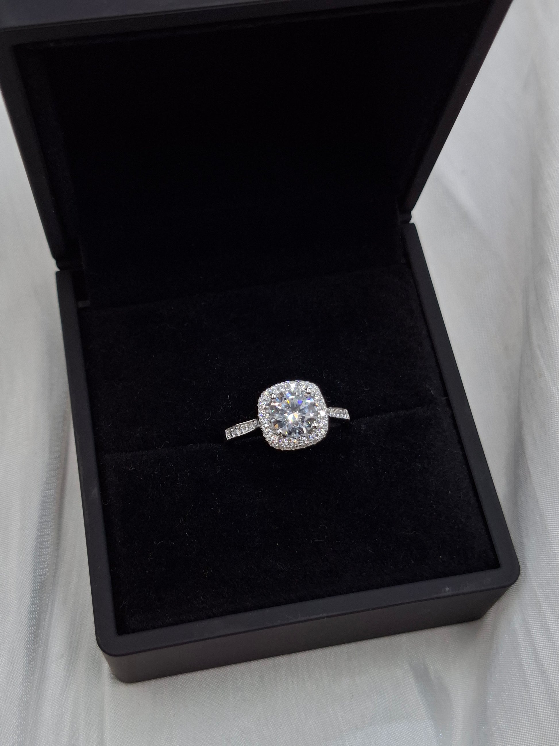 Shop Eden Moissanite Ring for Women at ElsaLagos in Nigeria