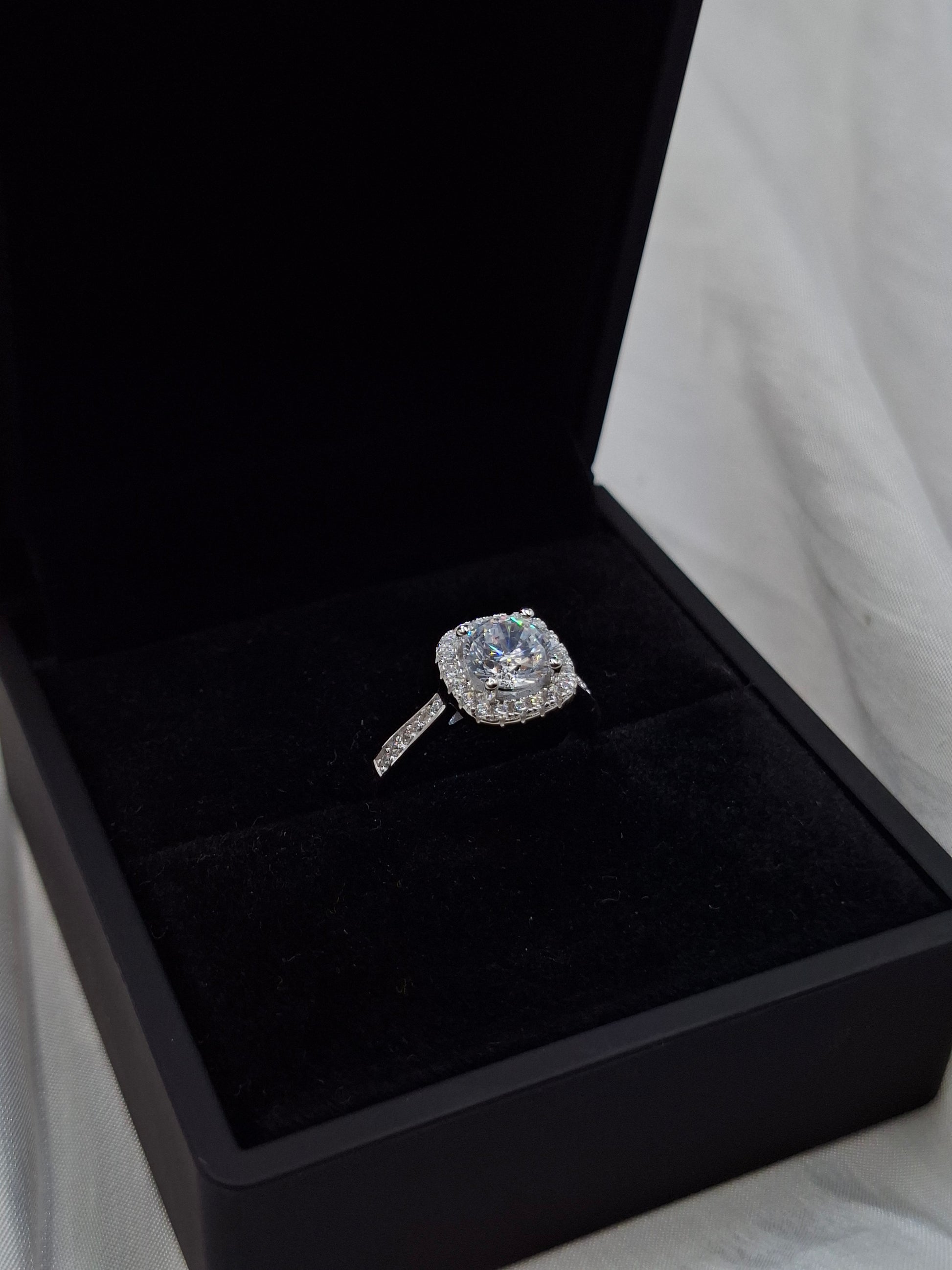 Shop Eden Moissanite Ring for Women at ElsaLagos in Nigeria
