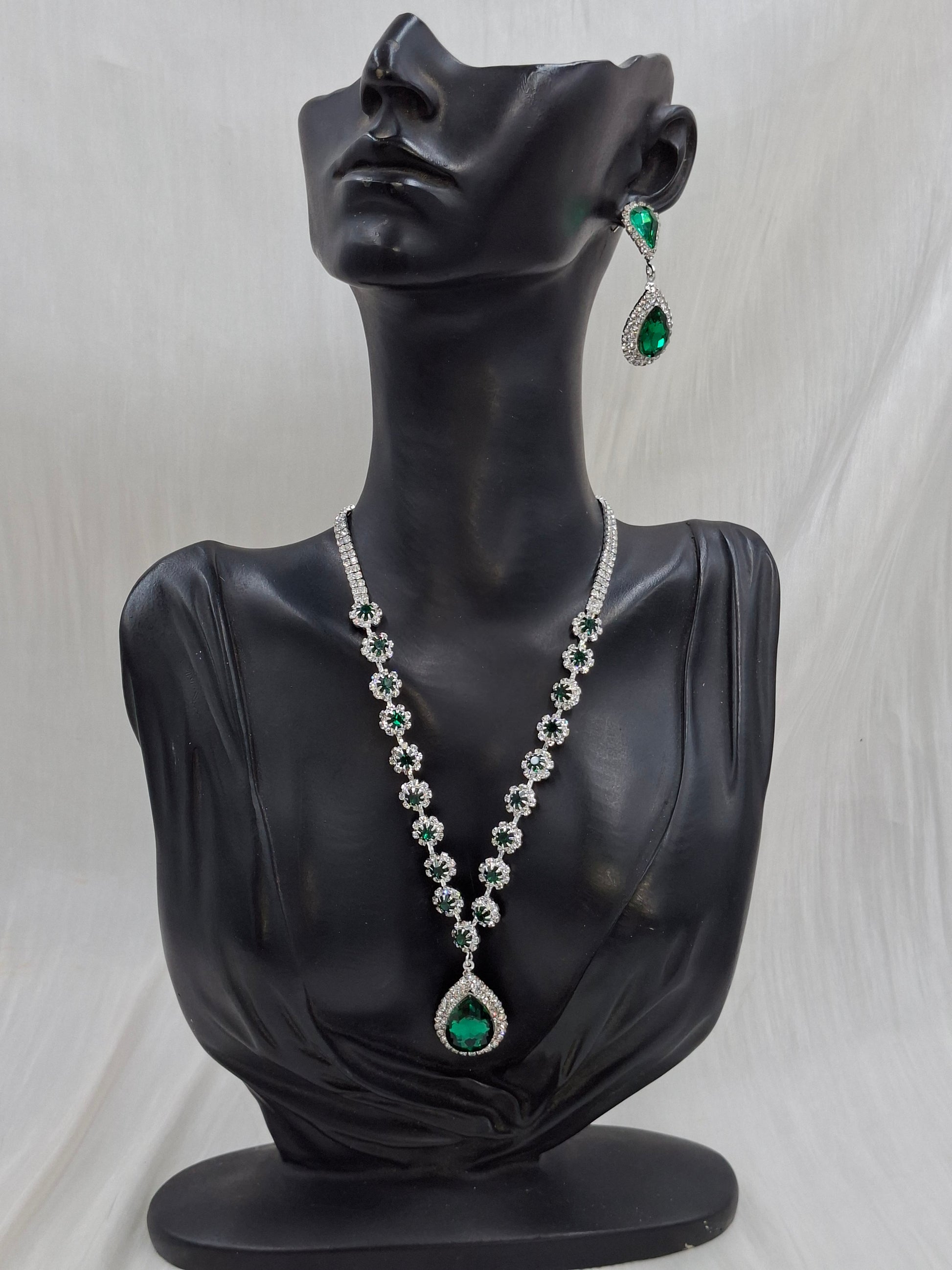 Shop Emerald Green Jewelry Set for Women at ElsaLagos in Nigeria