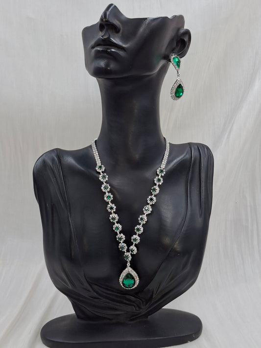 Shop Emerald Green Jewelry Set for Women at ElsaLagos in Nigeria