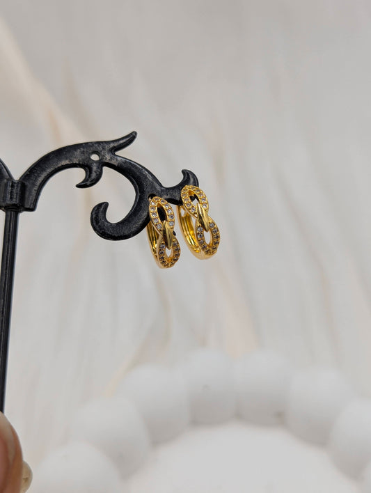 Twist Hingeback Hoops