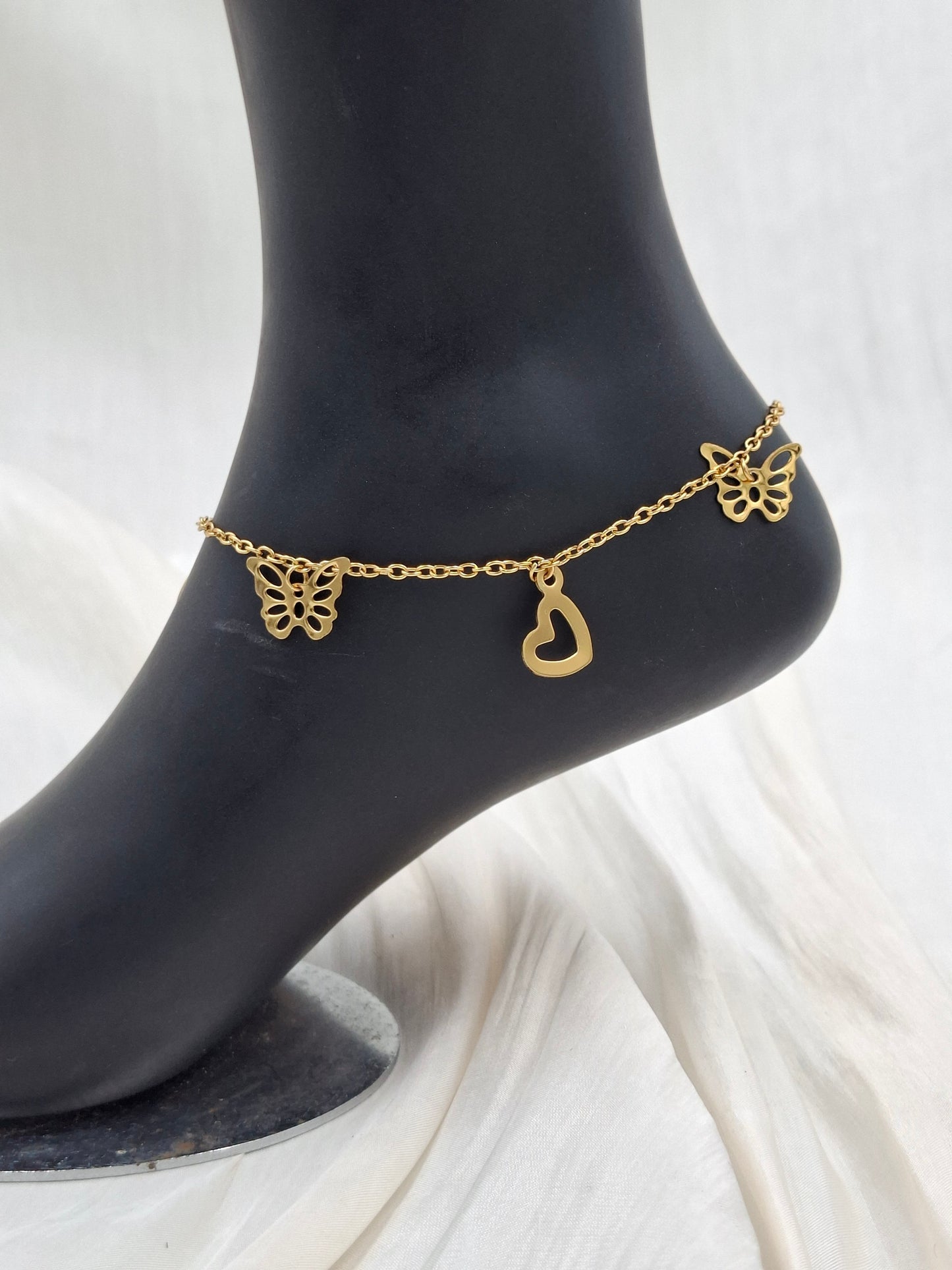 Shop Gold Butterfly Anklet for Women at ElsaLagos in Nigeria