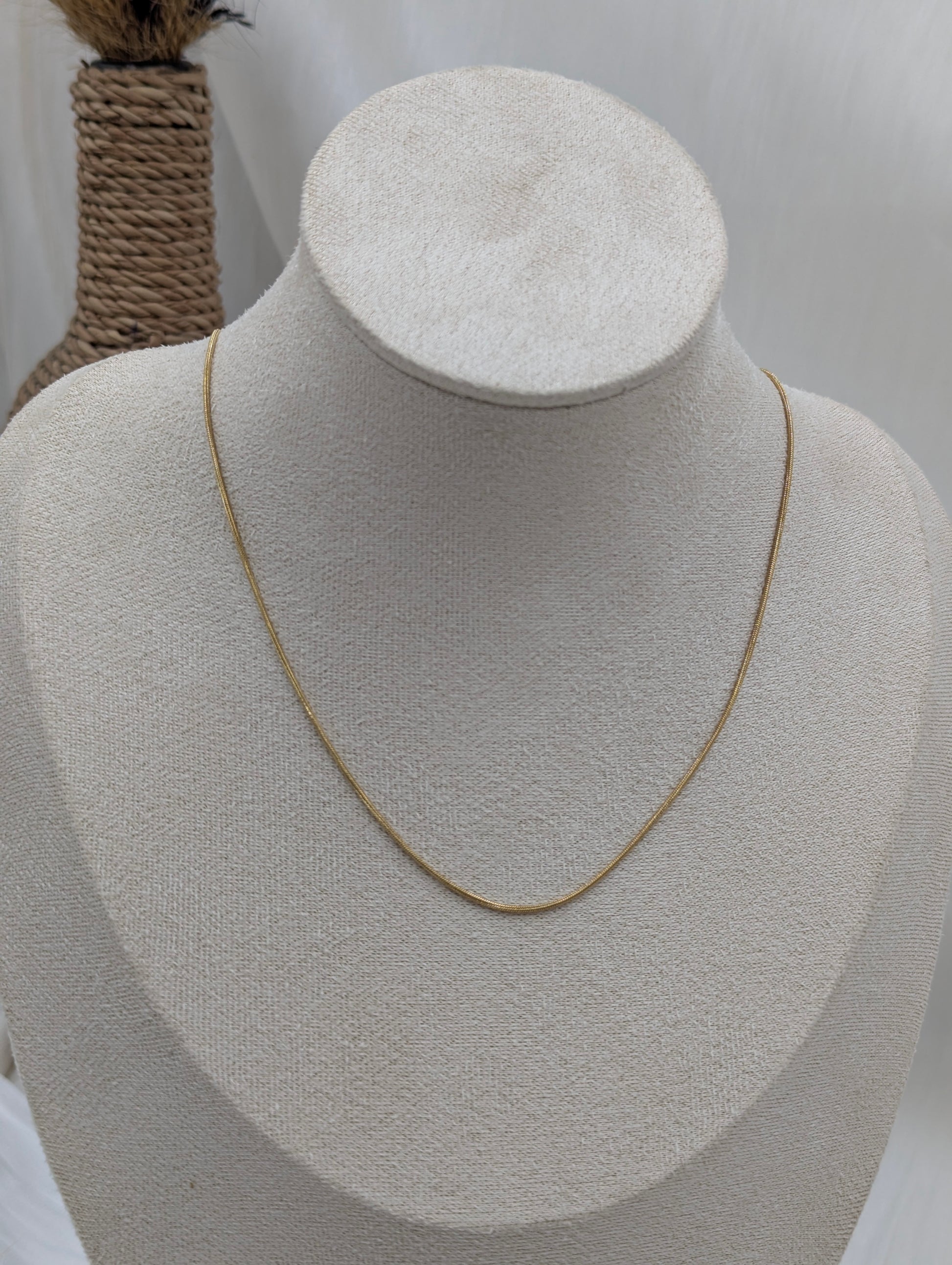 Shop Gold Everyday Chain Necklace for Men and Women at ElsaLagos in Nigeria